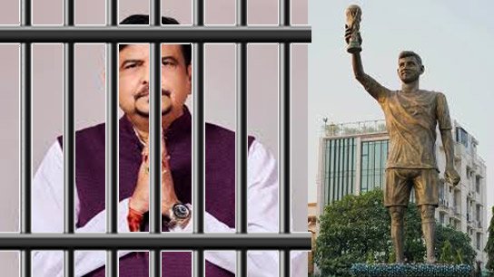 Laketown Messi idol is in danger zone kolkata said by PWD