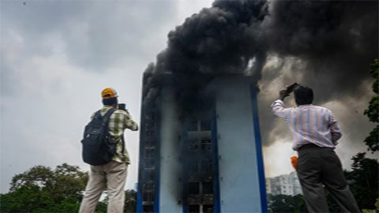 'Abhishek and Jahangir conspired to set the fire with people'! The office opens at 10 am, how come the AC was running before that