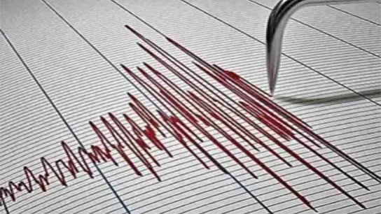 Strong earthquake shakes southern Philippines