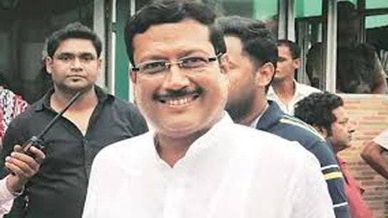 Wife flies away in the air! 5 accounts frozen Sabyasachi Dutta