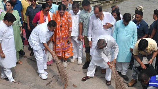 CM Suvendu Adhikari Joins Cleanliness Drive at Baghbazar Ghat