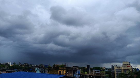 Rainfall begins; Deep depression begins to affect South Bengal!