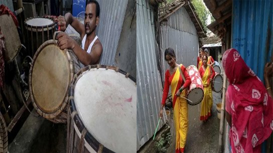 The sound of arrival of female dhakis in wooden frames in Machlandpur
