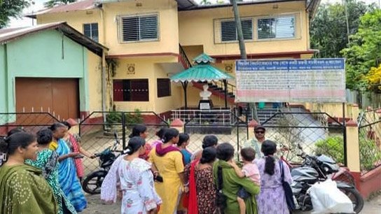 Notice of sudden indefinite closure of primary schools in Rajganj