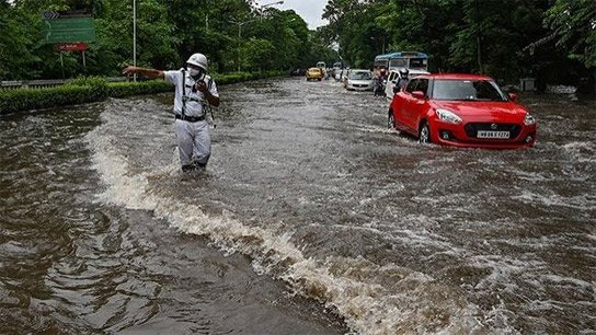 Red Alert; Low pressure will pass over Kolkata! Advance warning of very heavy rain