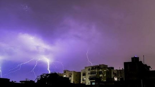 emergency weather warning; Risk of rain with lightning