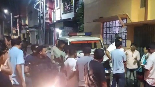 Sensation in Ward 16! Riot in Dankuni, businessman shot twice and bag snatched