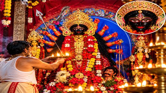 Goddess' face is black, body is copper! Durga Puja at Bhattacharyabari in Canning