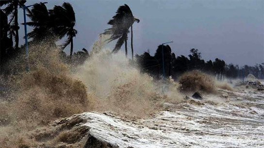 Although not a cyclone, it looks like a cyclone; Heavy rains with scattered thunderstorms forecast in South Bengal