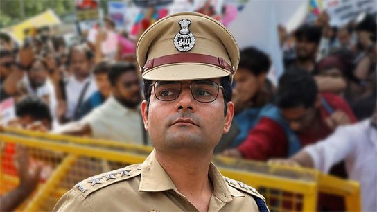 Police officer accused of sexually harassing journalists promoted! Rahul-Brinda roar