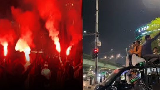 Extreme violence in Bandung, Indonesia; Police car set on fire by protesters