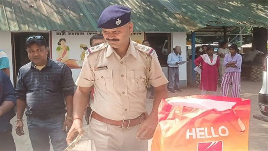 Mountains of cash and large quantities of marijuana recovered in Jalpaiguri; Police raid housewarming party