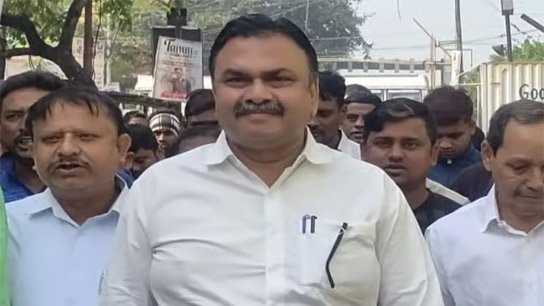 2-hour Income Tax raid on Somnath Shyam's house in Naihati, CID notice at in-laws' house in the morning
